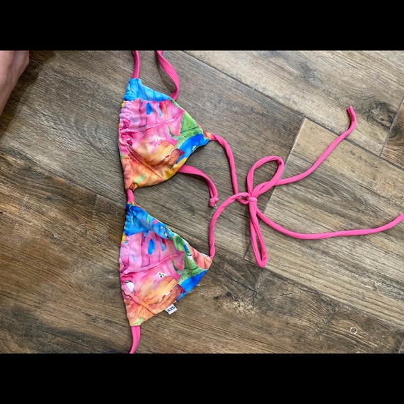 Reversible bikini top - Picture 2 of 2